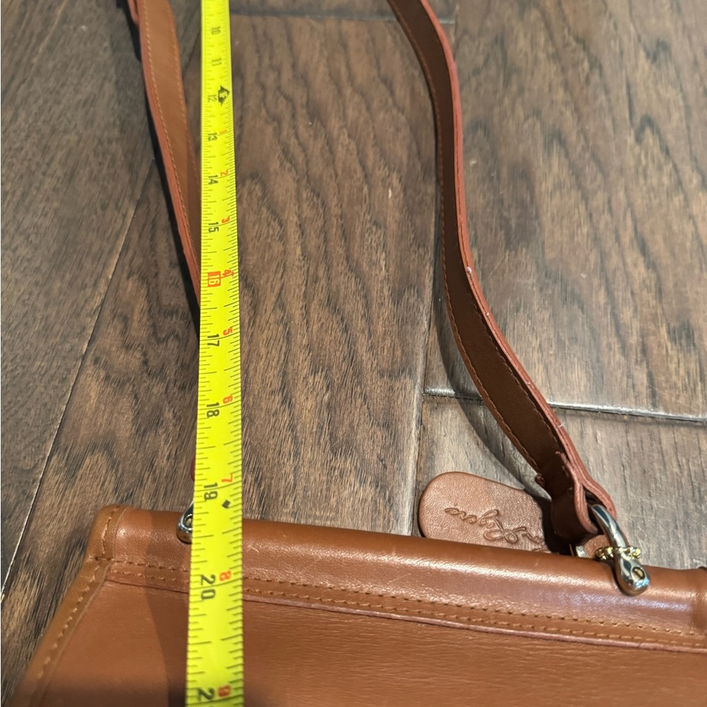 Kim Rogers Suede-Lined Tan Shoulder Bag Interior - Picture 6 of 10